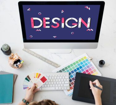ordinateur avec outils d'IA pour la conception graphique pour stimuler votre créativité